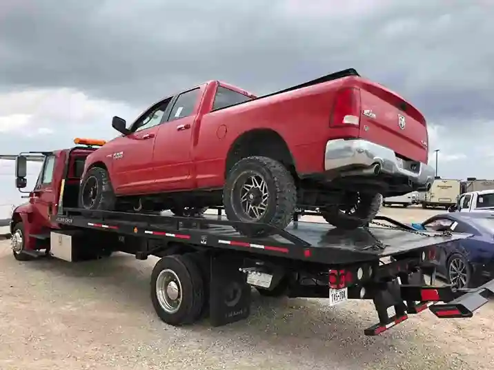 tow truck responding to a breakdown on Highway 17 near Santa Cruz